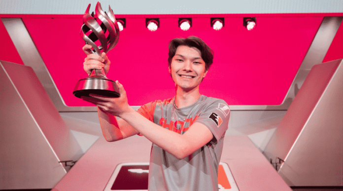 Sinatraa prétend gagner autant d'argent à Valorant qu'il l'a fait dans Overwatch League
