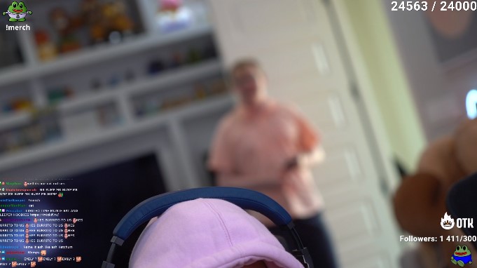 Asmongold CallmeCarson amis