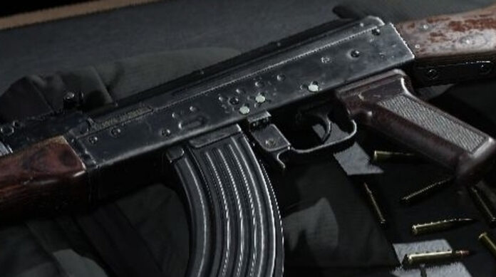 Liste des niveaux Warzone AR - Chaque fusil d'assaut classé du meilleur au pire pour la saison 5 Reloaded
